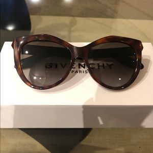 givenchy women's cat eye sunglasses